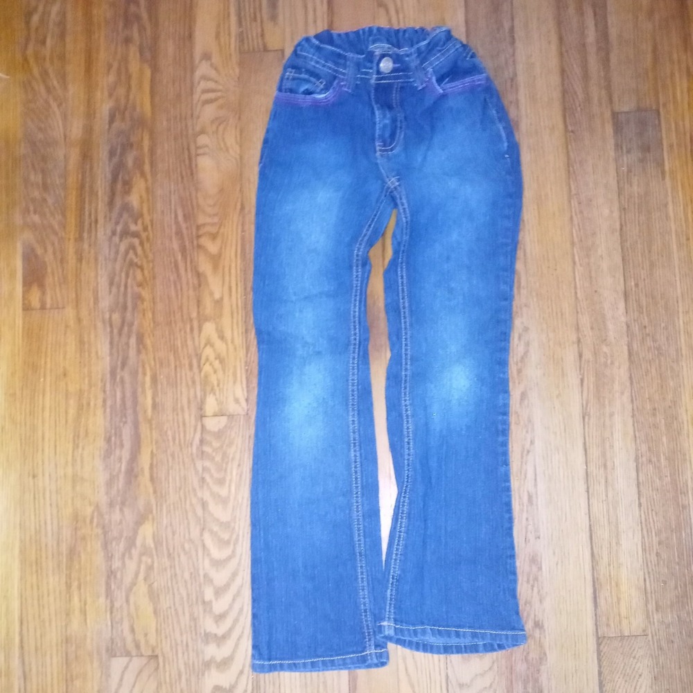 Faded glory  jeans size 8 Girls skinny jeans  Embroidery Back Pockets